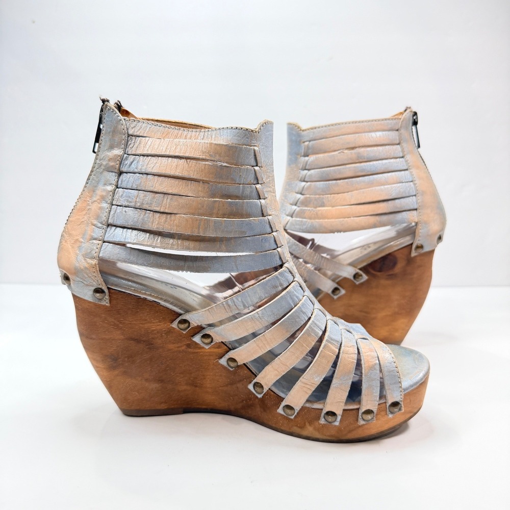 Bed Stu Women 9 DAISY Sandals Distressed Metallic Blue Wood Wedge Cage Studs